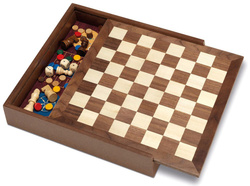 Szachy / Warcaby / Backgammon / Gęś / Chińczyk Deluxe (1615)