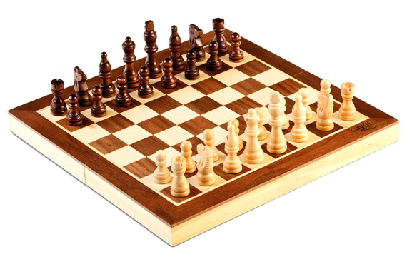 Szachy drewniane (601)