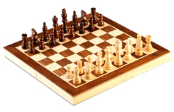 Szachy drewniane (601)