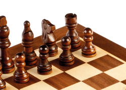 Szachy drewniane (601)